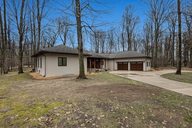 3007 Akins Ln, Bellaire, MI 49615