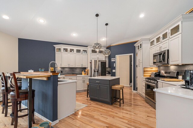 3007 Akins Ln, Bellaire, MI 49615
