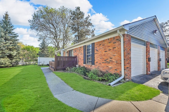 2917 Whittier Ct, Ann Arbor, MI 48104 - view of side of property featuring a yard and brick siding
