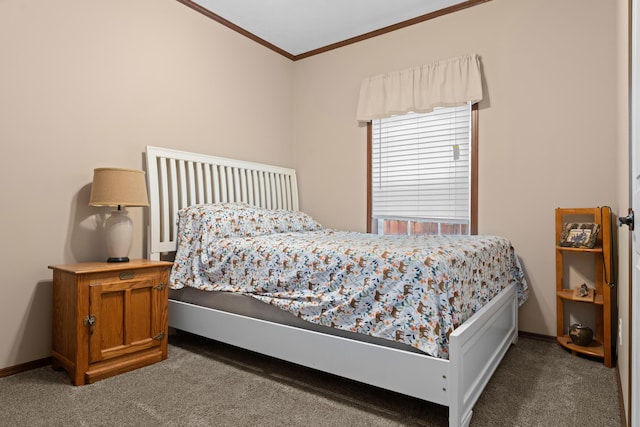 2469 Ash Te Wette Beach Dr, Hillsdale, MI 49242 - bedroom with baseboards, ornamental molding, and carpet flooring