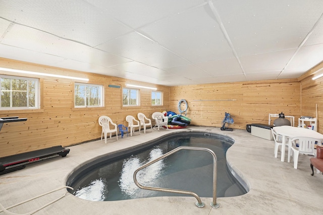 view of pool featuring a hot tub