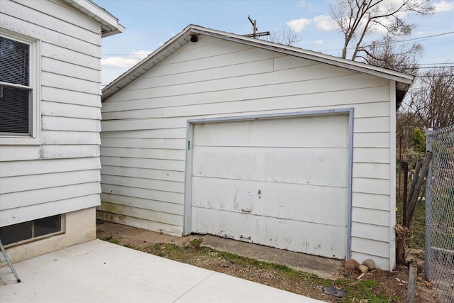 224 N Hewitt Rd, Ypsilanti, MI 48197 - detached garage featuring fence