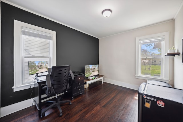 office area with baseboards, ornamental molding, and hardwood / wood-style floors