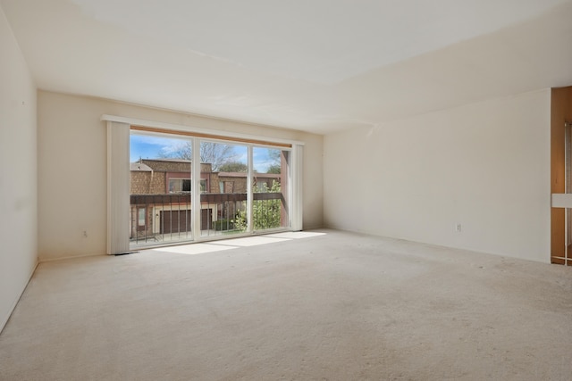 25030 Sherwood Cir, Southfield, MI 48075 - spare room featuring carpet