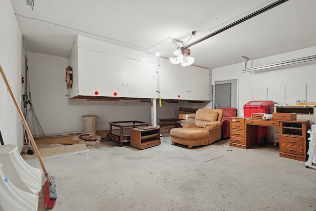 25030 Sherwood Cir, Southfield, MI 48075 - view of garage