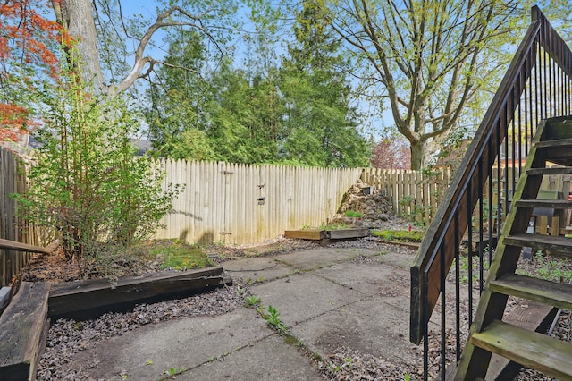25030 Sherwood Cir, Southfield, MI 48075 - exterior space featuring a fenced backyard and a patio