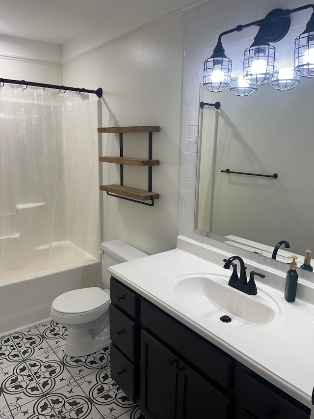 full bathroom with toilet, tile patterned floors, vanity, and shower / bath combo