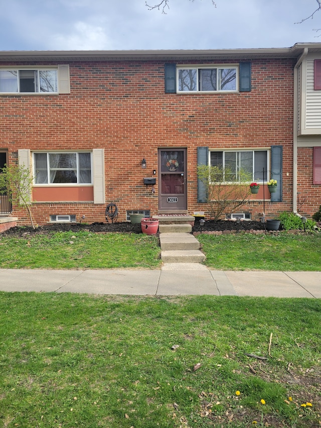 3022 Wolverine Dr, Ann Arbor, MI 48108 - multi unit property with a front lawn and brick siding