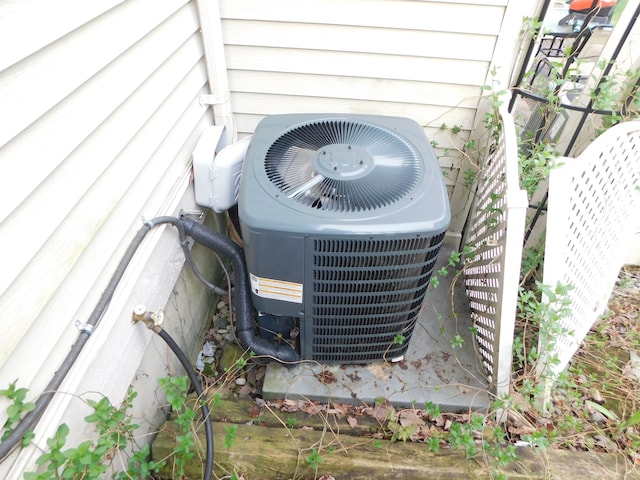 exterior details with central AC