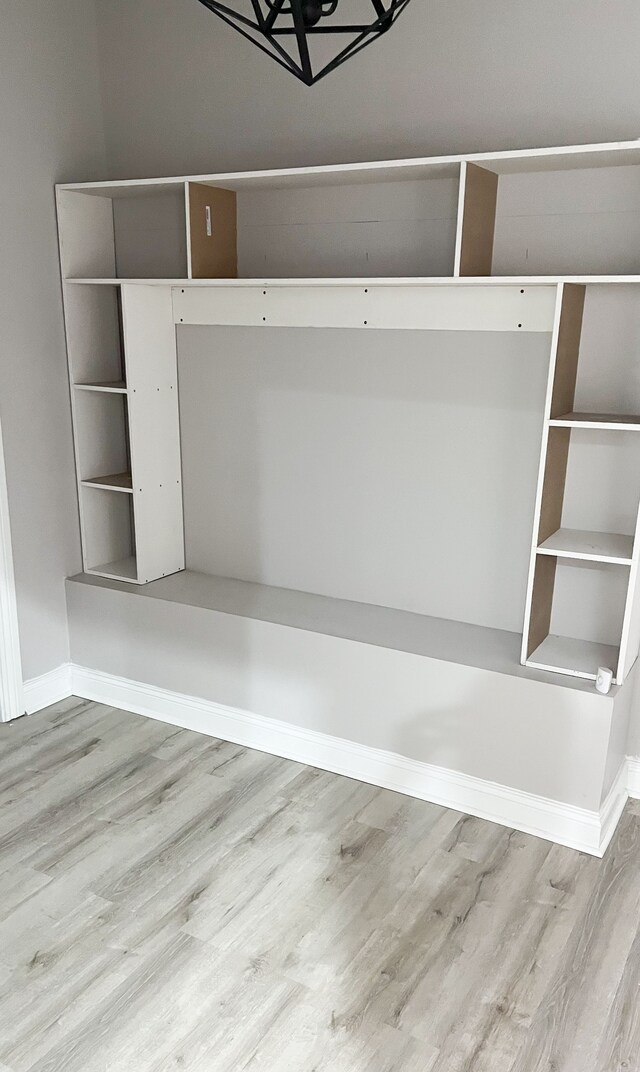 2439 Sheridan St, Detroit, MI 48214 - view of closet