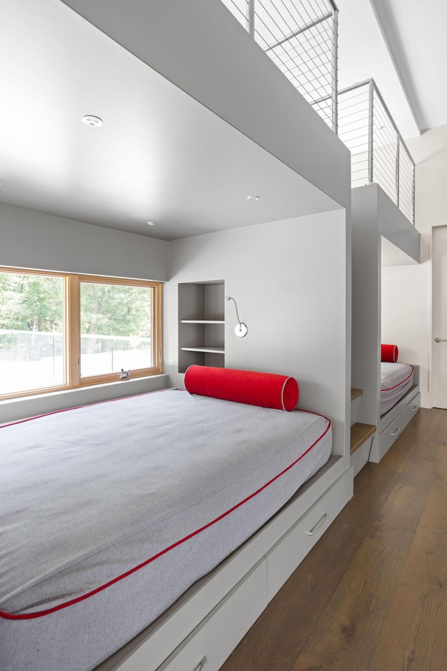 10463 W H Ave, Kalamazoo, MI 49009 - bedroom featuring recessed lighting and dark wood-style floors