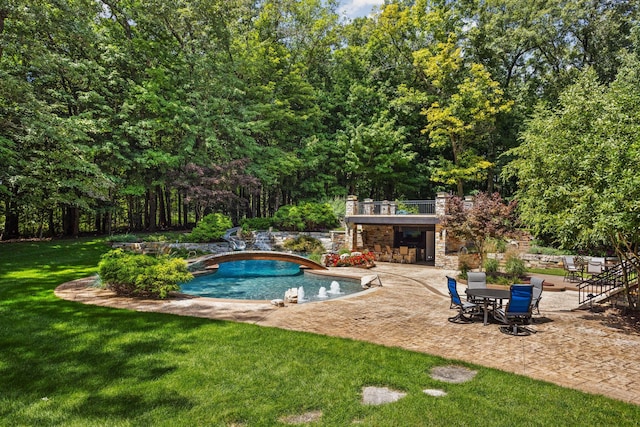 10463 W H Ave, Kalamazoo, MI 49009 - pool with a lawn, a patio, and a wooded view