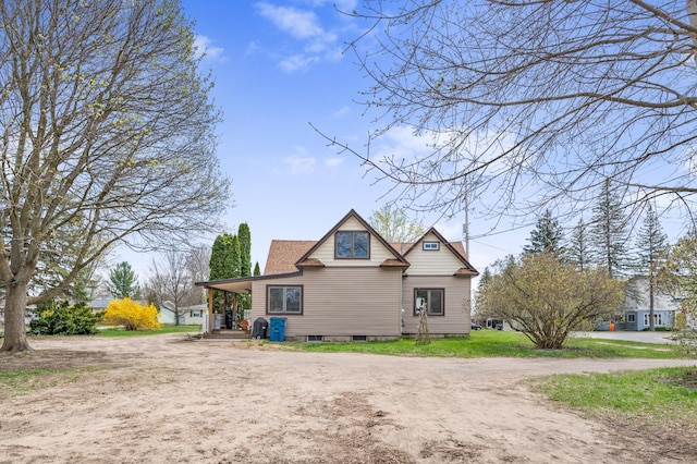exterior space featuring driveway