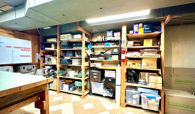 9186 Arnold St, Redford, MI 48239 - view of storage area