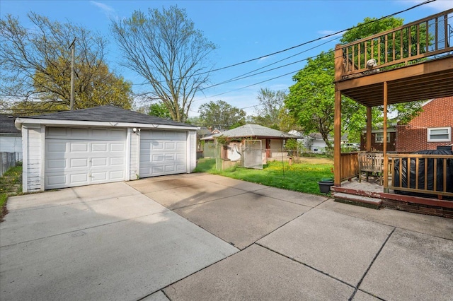 2180 Vernier Rd, Grosse Pointe Woods, MI 48236 - view of detached garage