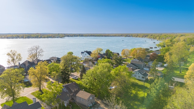 1291 E Lake Dr, Novi, MI 48377 - aerial view of residential area featuring a large body of water