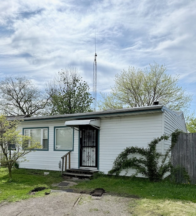 2964 Morin Point St, Erie, MI 48133 - view of front of property with fence