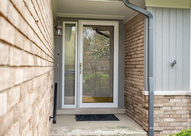 view of exterior entry