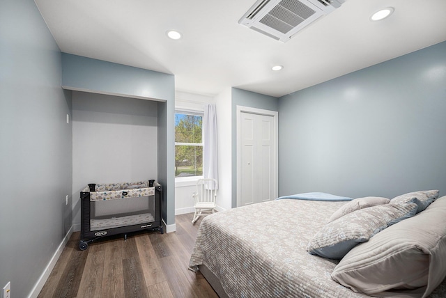 22873 Riverside Dr, Mendon, MI 49072 - bedroom with dark wood-type flooring, recessed lighting, and baseboards