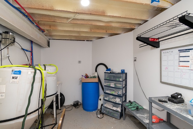 12474 Clinton River Rd, Sterling Heights, MI 48313 - utility room with water heater