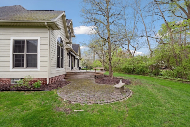view of yard with a patio
