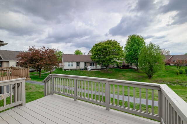 22876 Woodcreek Dr, Taylor, MI 48180 - deck with a lawn