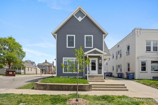 506 Fairview Ave NE, Grand Rapids, MI 49503 - view of traditional home