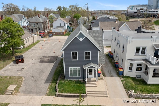 506 Fairview Ave NE, Grand Rapids, MI 49503 - birds eye view of property featuring a residential view