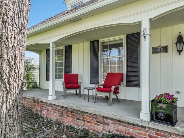 22641 N Nottingham Dr, Beverly Hills, MI 48025 - view of patio / terrace featuring covered porch