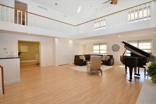 5100 Kings Gate Way, Bloomfield Hills, MI 48302 - living area featuring high vaulted ceiling, light wood-type flooring, a ceiling fan, recessed lighting, and baseboards