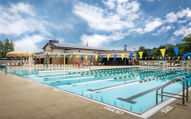 33 Sylvan Ave, Pleasant Ridge, MI 48069 - pool featuring a patio area and fence