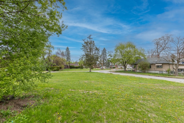 8 Myra Ave, Pontiac, MI 48341