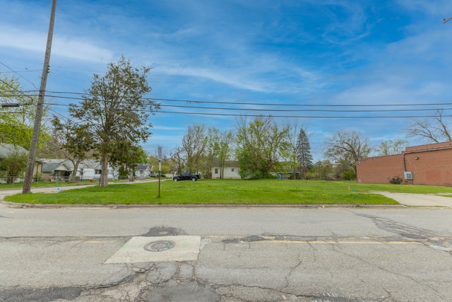 8 Myra Ave, Pontiac, MI 48341