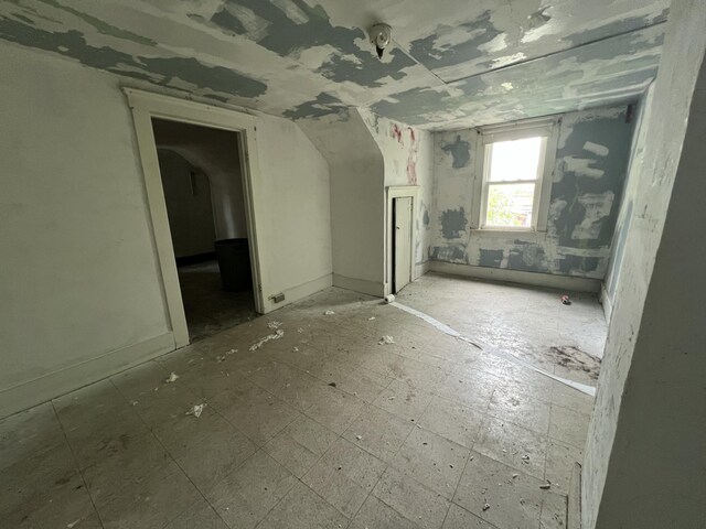 75 Abbott St, River Rouge, MI 48218 - view of empty room