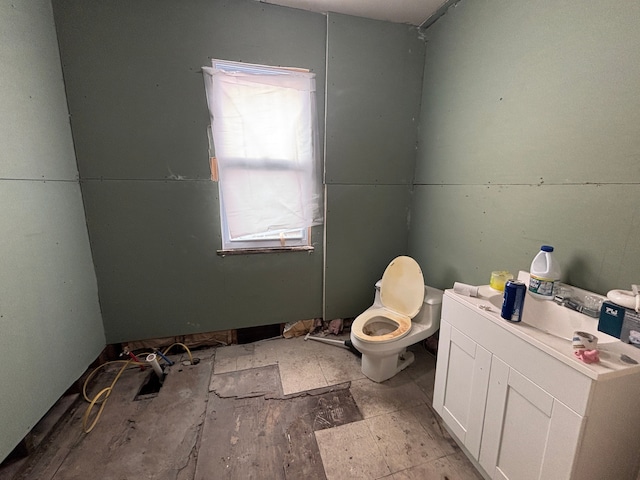 bathroom featuring toilet