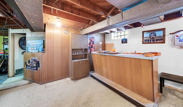 23022 Lexington Ave, Eastpointe, MI 48021 - welcome area with indoor wet bar