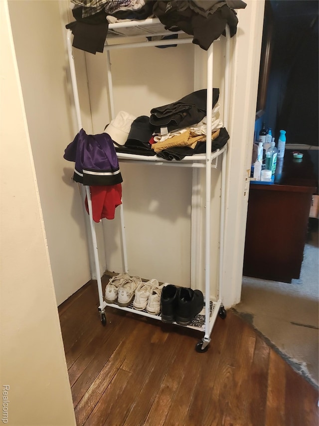 17121 Kelly Rd, Detroit, MI 48224 - view of closet