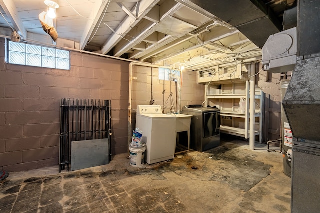 basement featuring independent washer and dryer