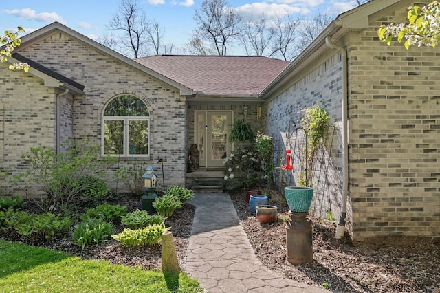 3370 Breezewood, Ortonville, MI 48462 - entrance to property featuring brick siding and a shingled roof