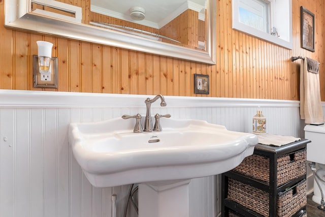 11834 S Elk Lake Rd, Williamsburg, MI 49690