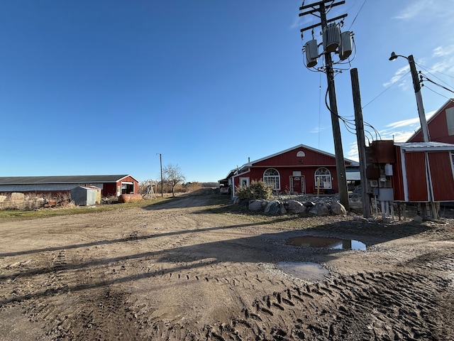 4131 Wellman Line Rd, Brown City, MI 48416 - view of front facade featuring an outbuilding
