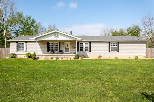 ranch-style home with covered porch, fence, a front lawn, and crawl space