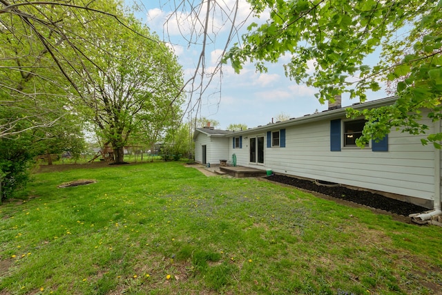 view of yard with a patio area