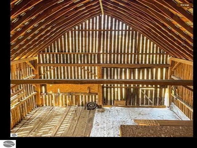 7699 Benzie Hwy, Benzonia, MI 49616 - photo 10