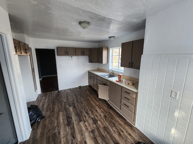 15646 Saratoga St, Detroit, MI 48205 - photo 4