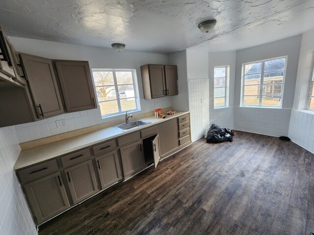 15646 Saratoga St, Detroit, MI 48205 - photo 6