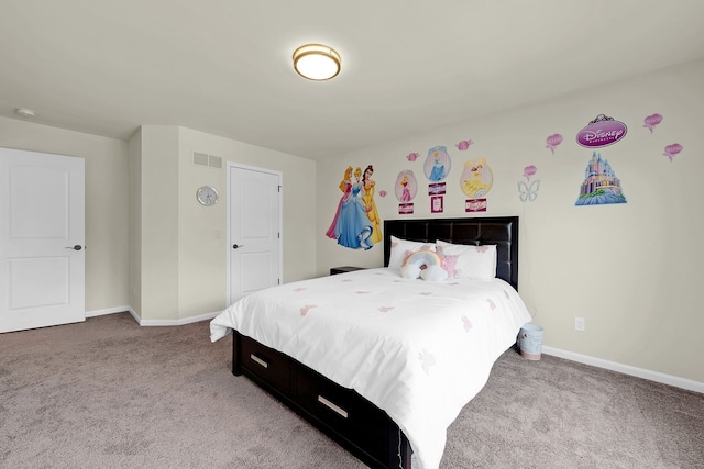 43547 Bolingbrooke Ln, Novi, MI 48377 - bedroom featuring light carpet and baseboards