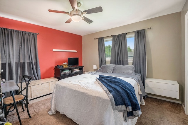 8458 Francine St, Warren, MI 48093 - carpeted bedroom featuring a ceiling fan