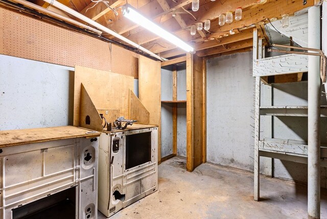 view of unfinished basement