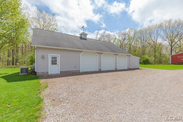 5225 Bent Oak Hwy, Adrian, MI 49221 - detached garage with cooling unit
